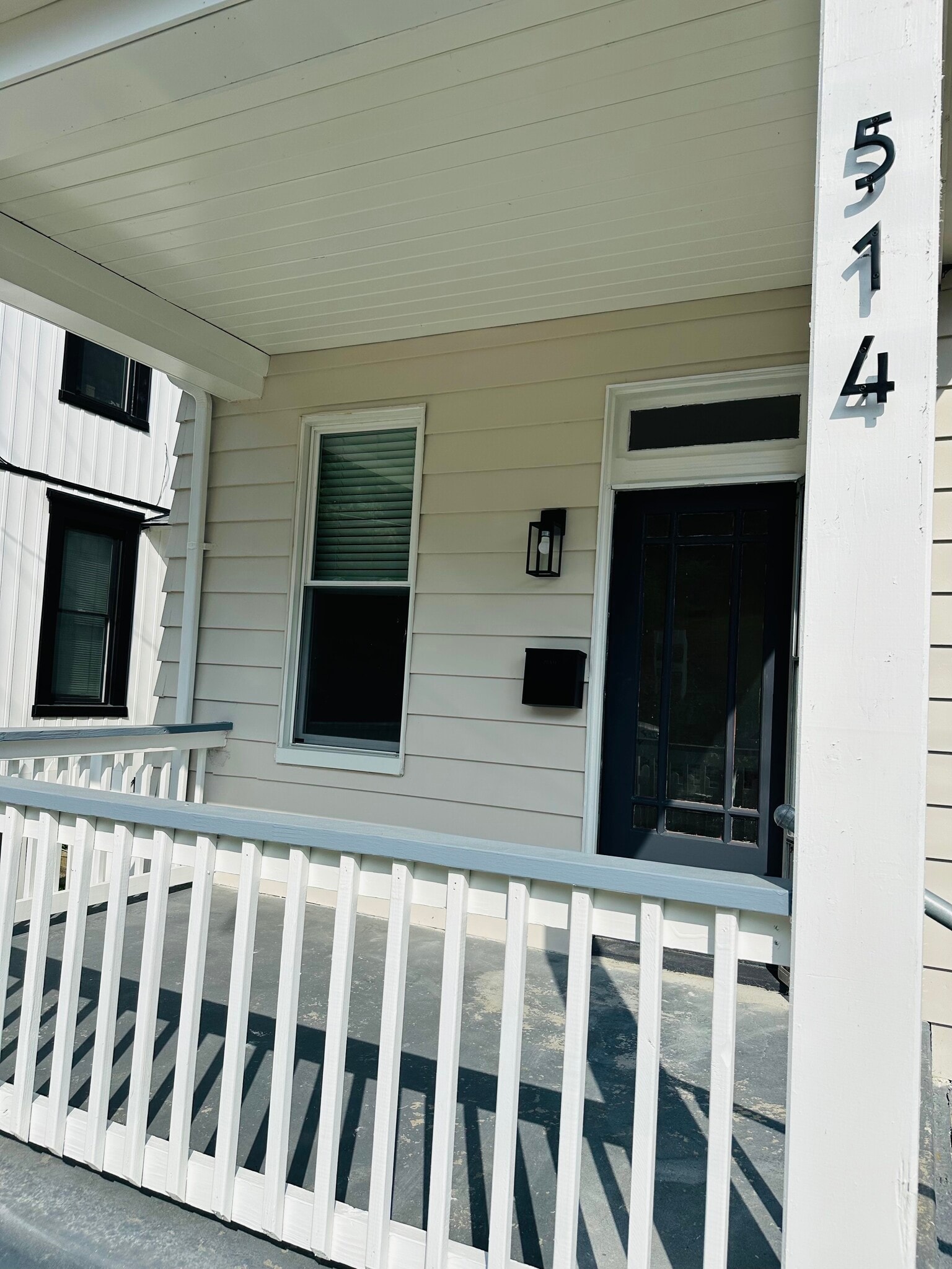 Front porch - 514 Delta Ave