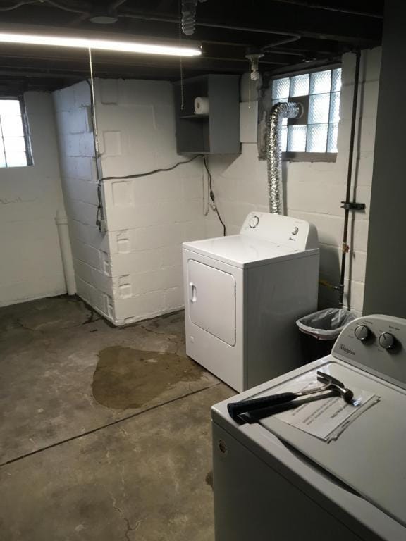 Building Photo - 3277 N Bartlett Ave