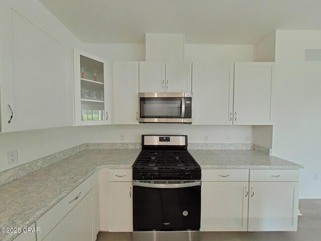 Building Photo - 8631 Margaritaville Blvd