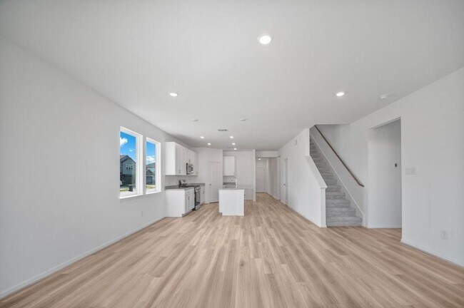 Building Photo - 18002 Horse Hvn Ln
