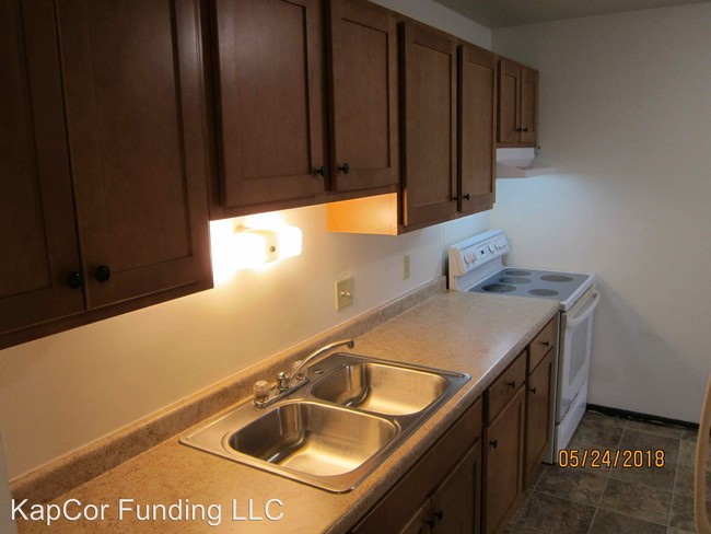 Building Photo - 1212 N 27th St