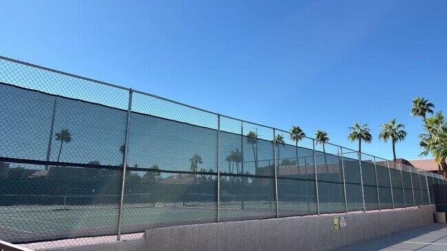 Building Photo - 4370 Sandy River Dr