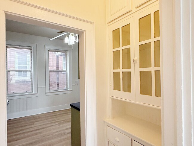 Building Photo - 313-313 NW Martin Luther King Jr Blvd