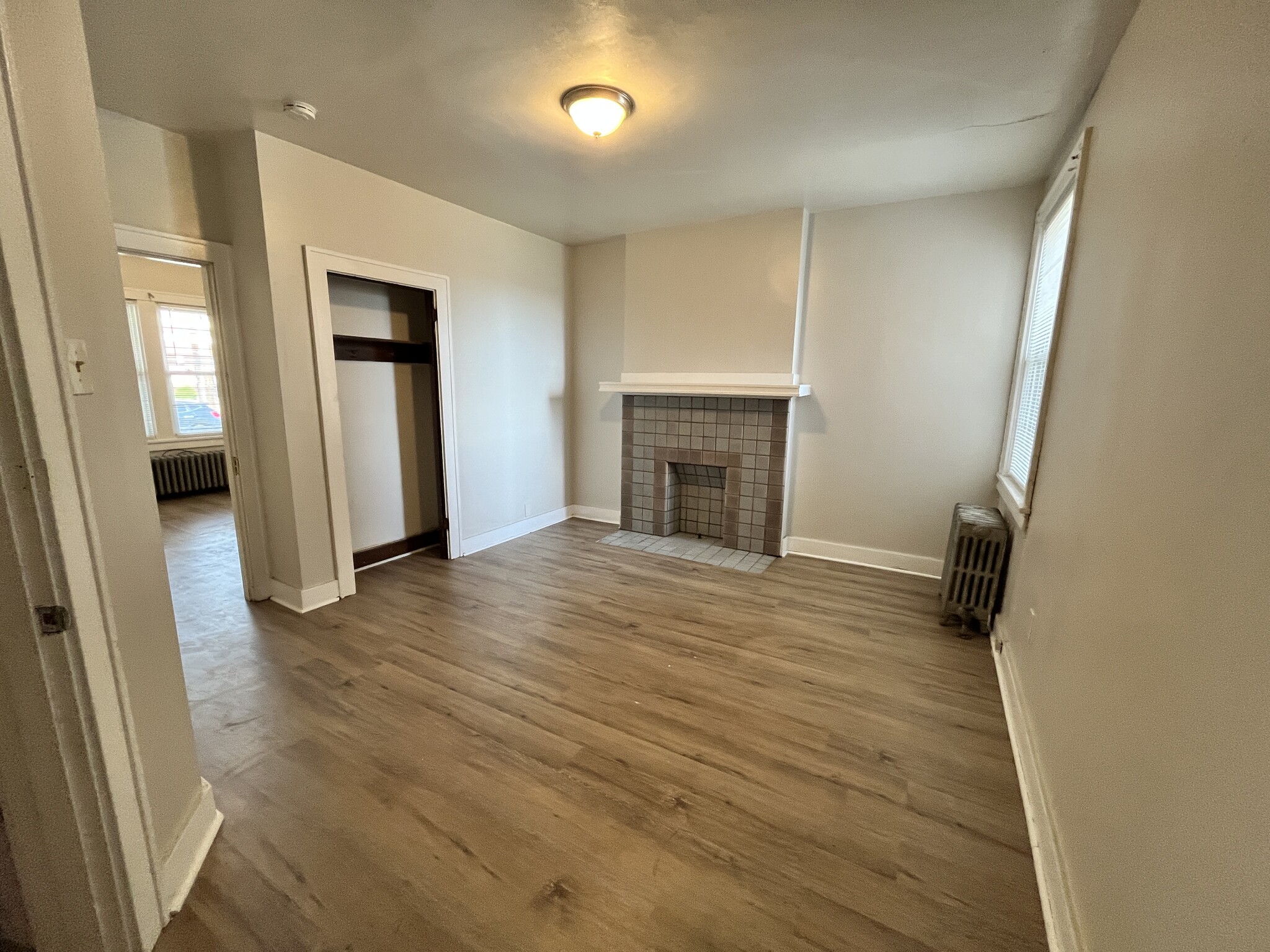Building Photo - 2116 Bedford Ave