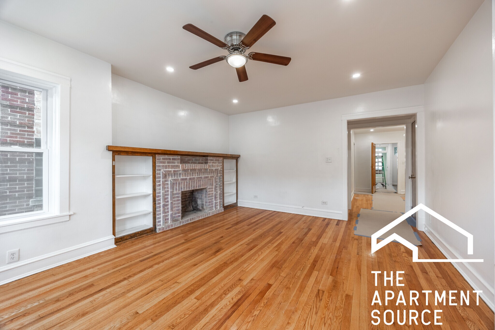 Building Photo - 5713 N Talman Ave