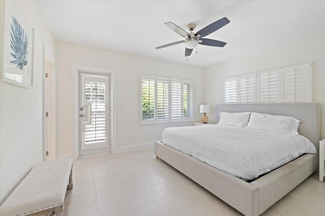 Building Photo - 1635 Seabreeze Blvd