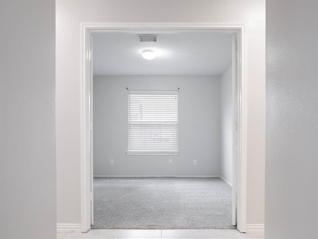 Building Photo - 2414 Alcove Foster Ct