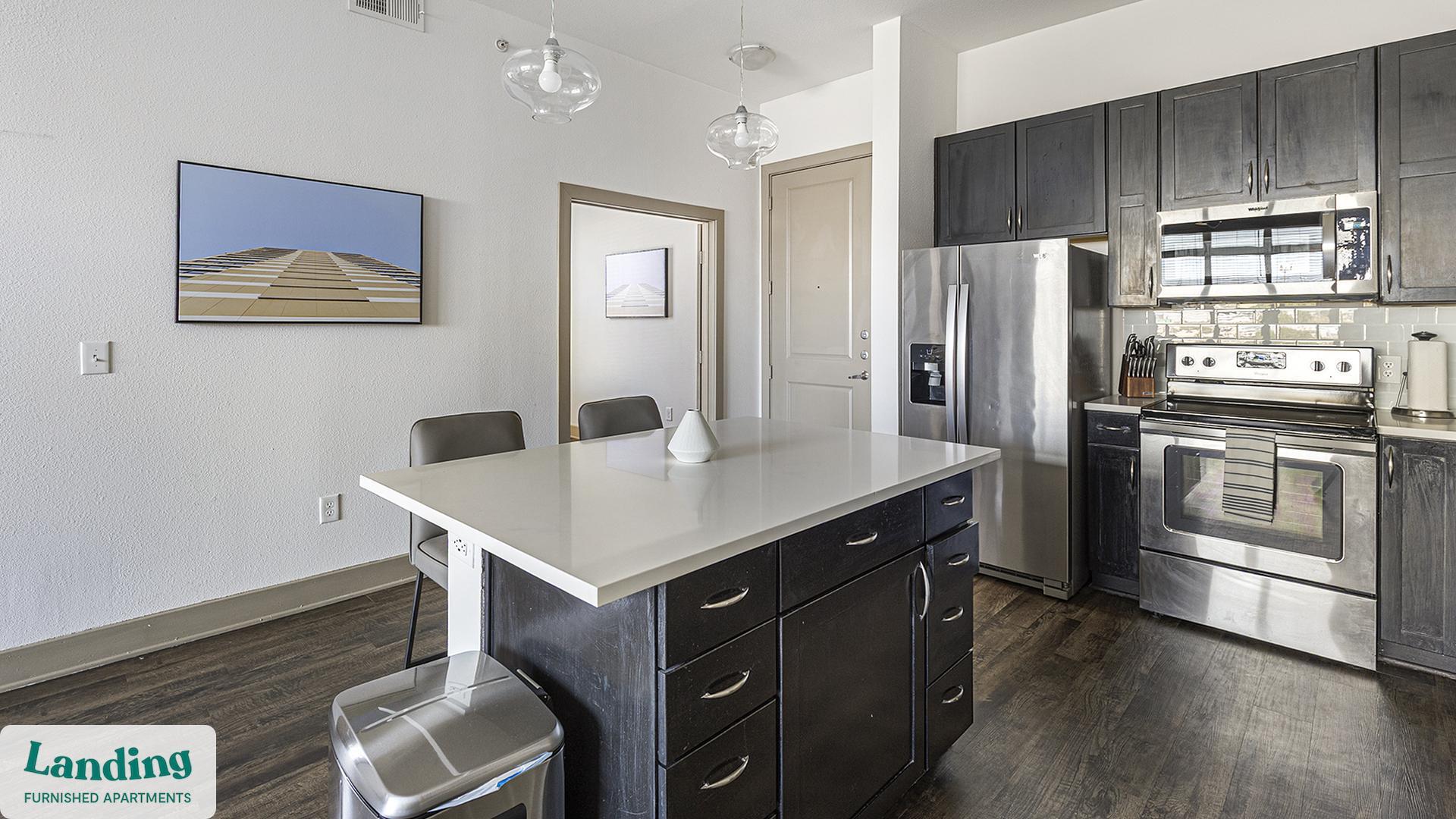 Building Photo - 5005 Galleria Dr