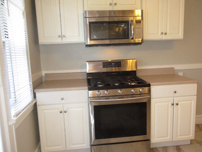 Building Photo - 1079 Terrace Dr