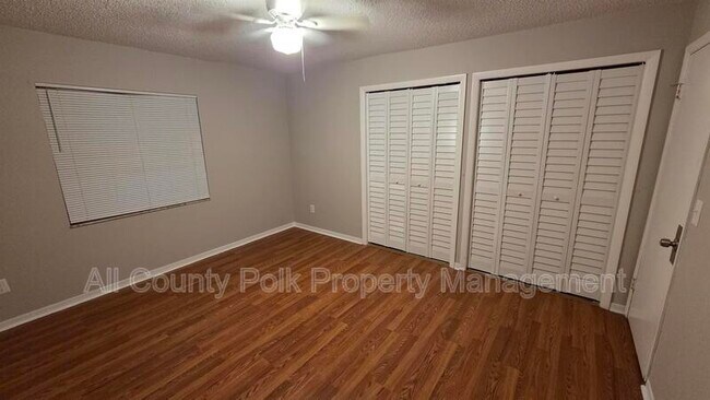 Building Photo - 789 Zella Ln