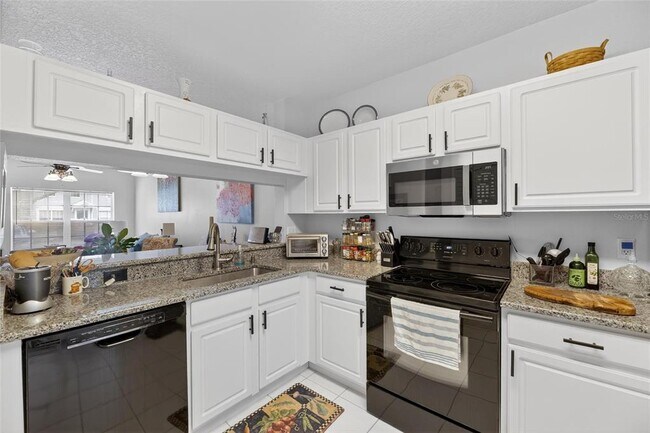 Building Photo - 2371 Lake Woodberry Cir