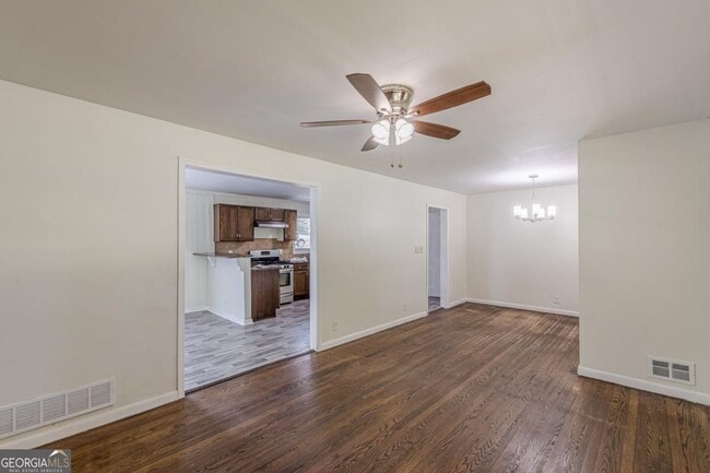 Building Photo - 2416 Timber Ridge Ct