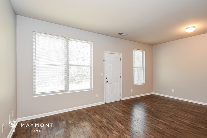 Building Photo - 3263 Pennington Dr