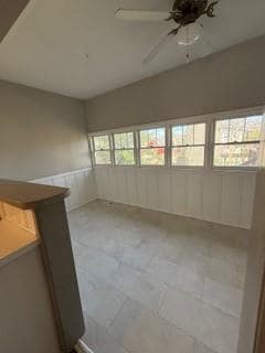 Building Photo - 86 Maxwell Ave SW