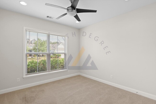Building Photo - 1251 Northlake Blvd