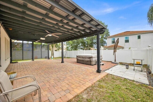 Building Photo - 409 Rona Ln