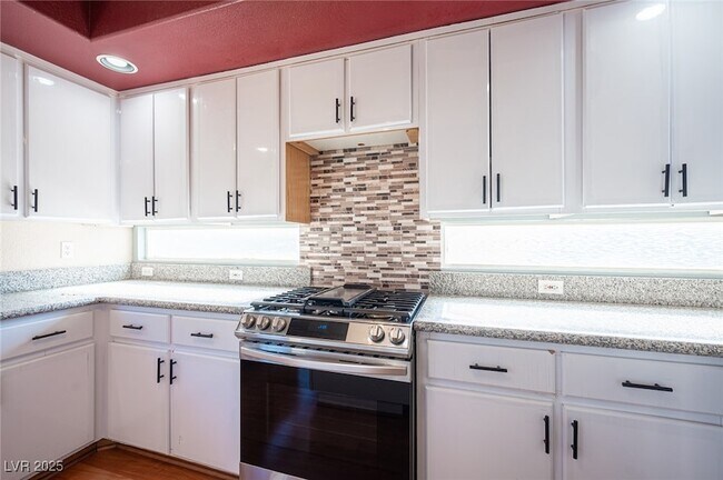 Building Photo - 10086 S Mesquite Fork Ct