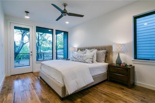 Building Photo - 5427 Melrose Ave