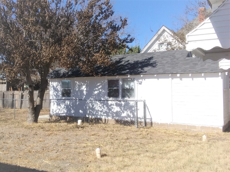 Building Photo - 1404 S Jefferson St