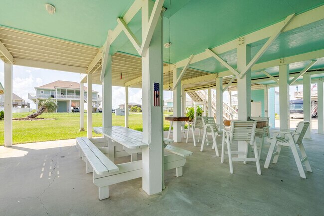 Building Photo - 814 Helen Blvd