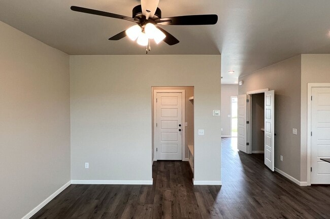 Building Photo - Townhome For Rent NW OKC!