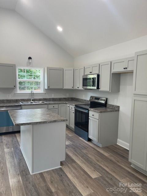 Building Photo - 153 Brook Creek Dr