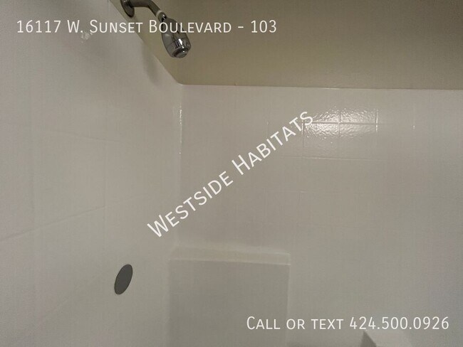 Building Photo - 16117 W Sunset Blvd