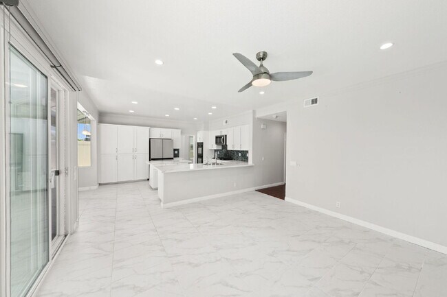 Building Photo - Stunning 4BR + Office/Den, 3BA View Home with 3-Car Garage!