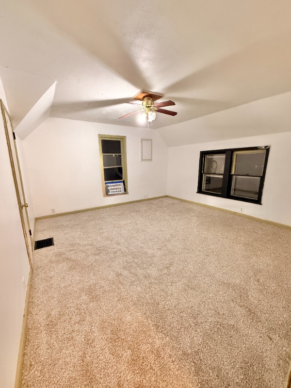 Building Photo - 528 N 1st St