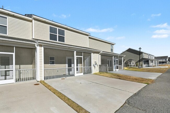 Building Photo - 342 Silverdrop St