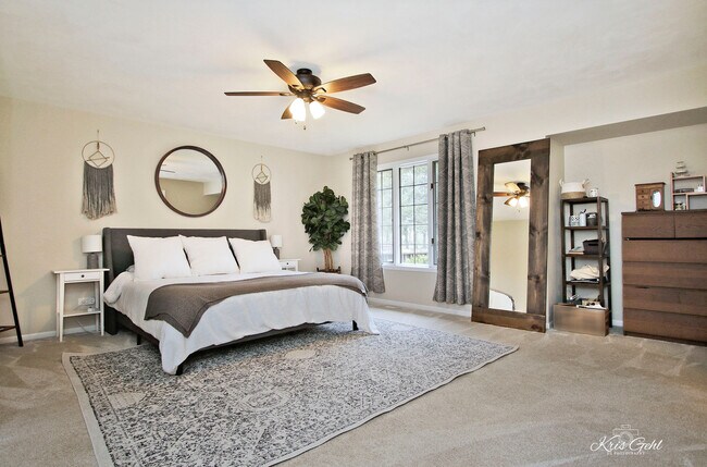Building Photo - 14620 Country Ln Dr