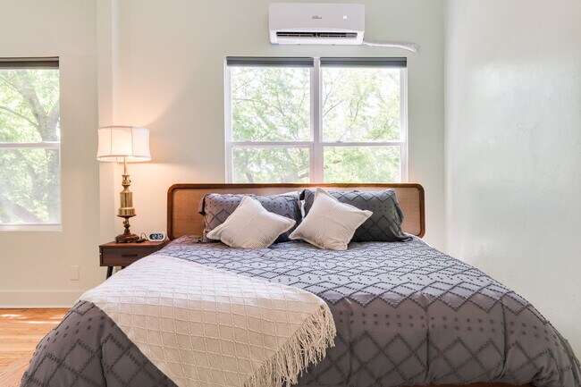 Building Photo - 2201 NW 12th St