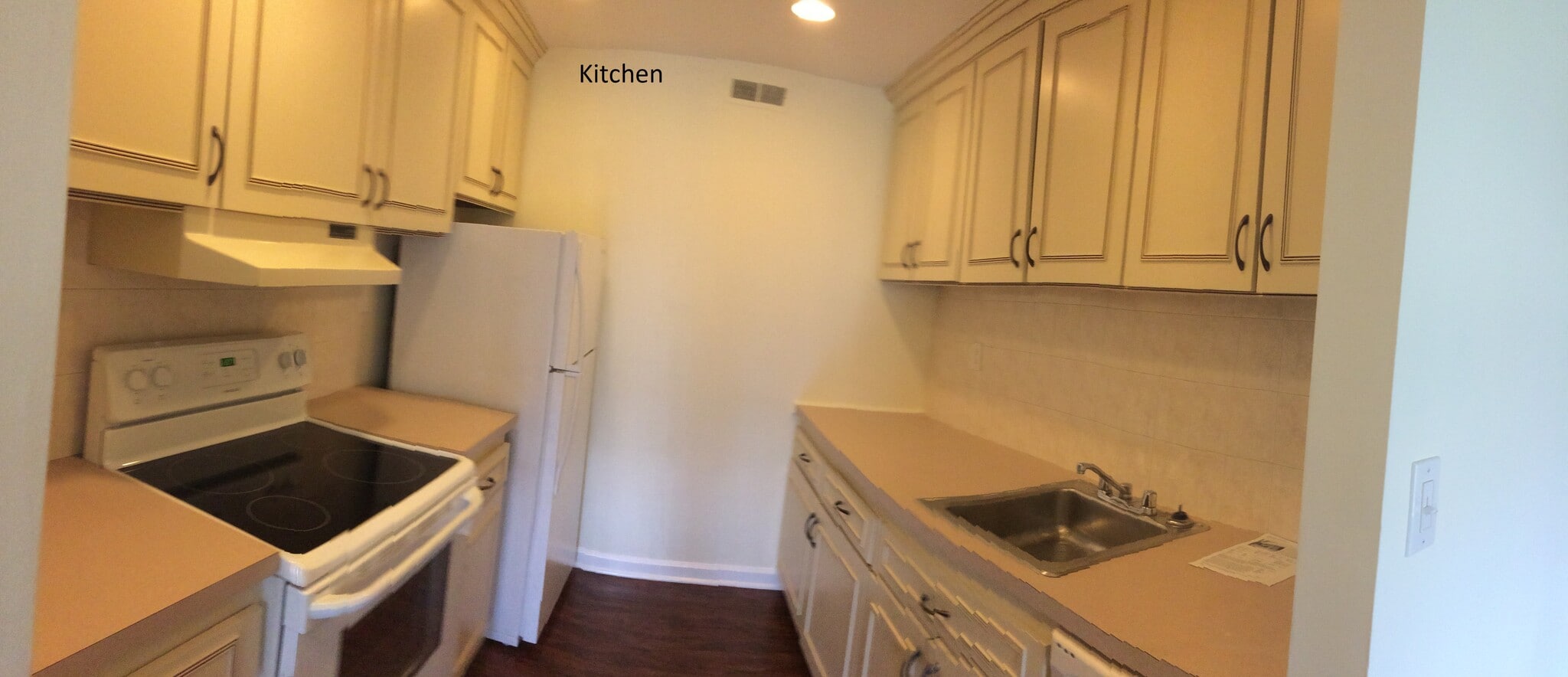 Kitchen - L6 Twin Rivers Dr N