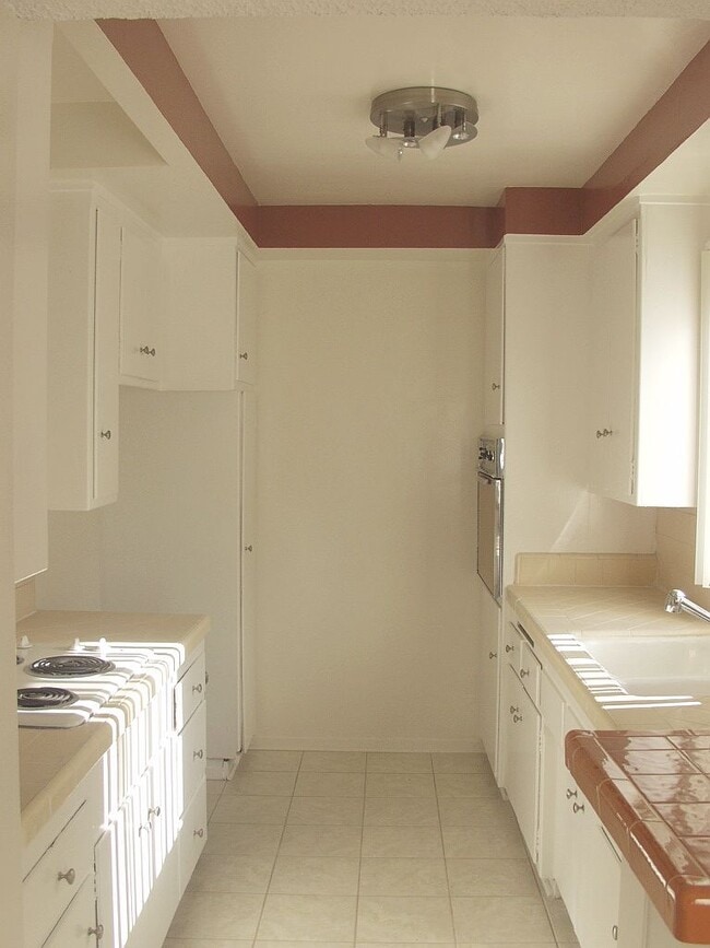 Building Photo - 1538 Franklin St