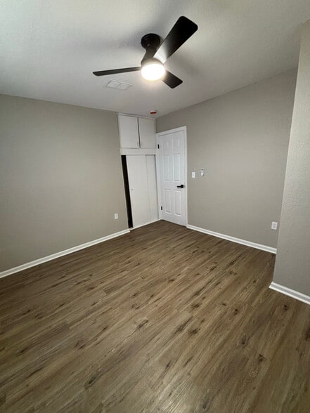 Building Photo - 501 NE 67th St