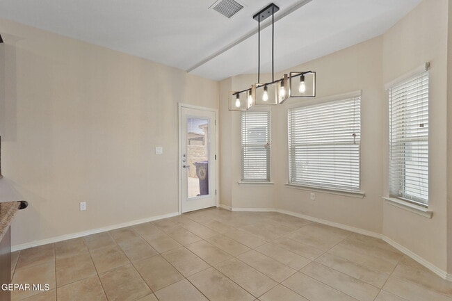 Building Photo - 1744 Preakness Ave