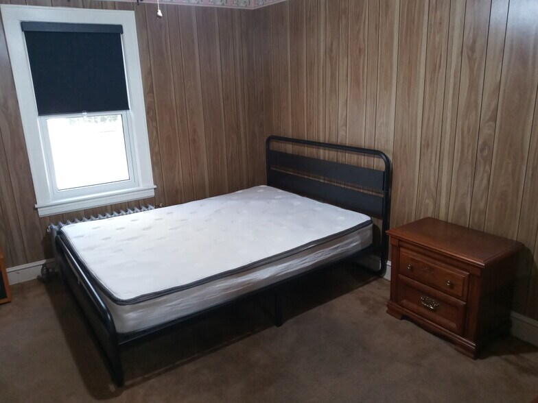 Building Photo - 34 Titus Ave