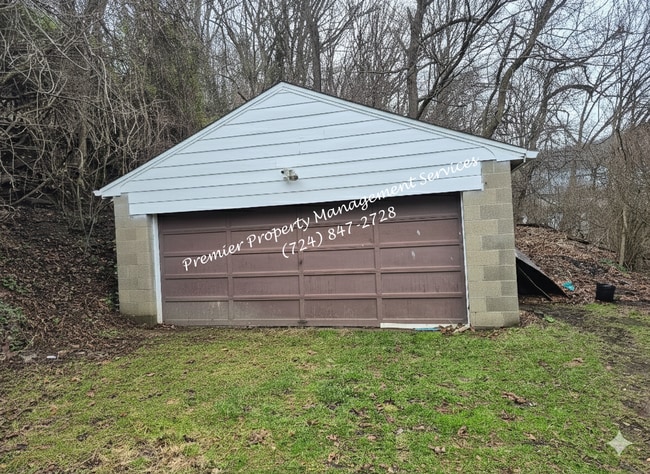 Building Photo - 2008 Beaver Rd