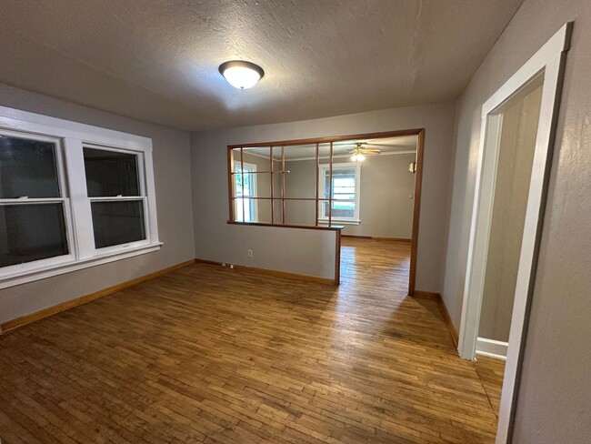 Building Photo - 3 Bedroom 2 bath house in Rockwell City $925