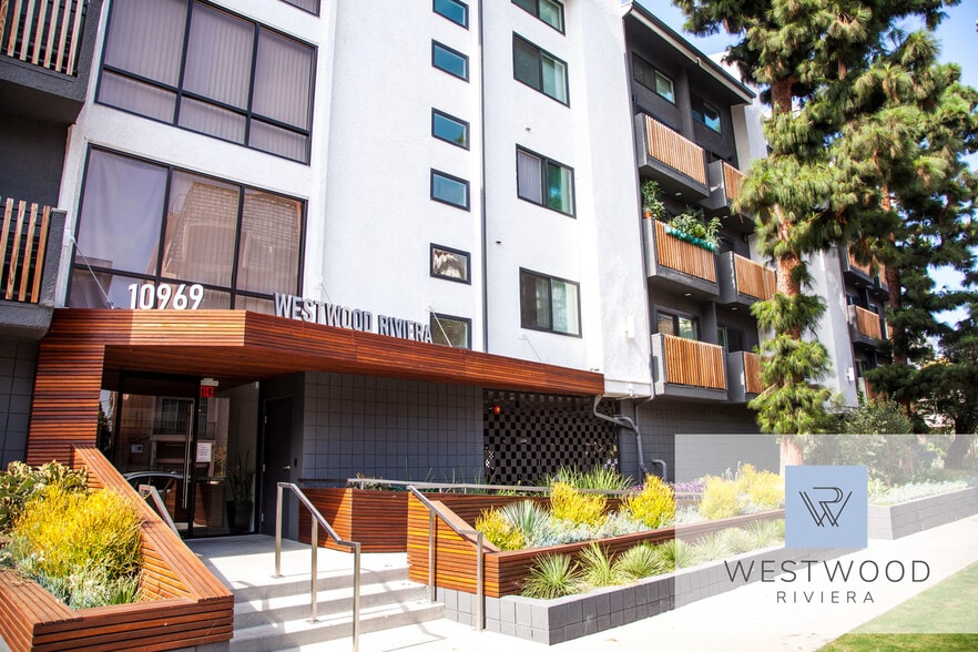 Building Photo - Westwood Riviera Apartments