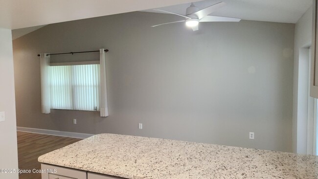 Building Photo - 3011 Dunhill Dr