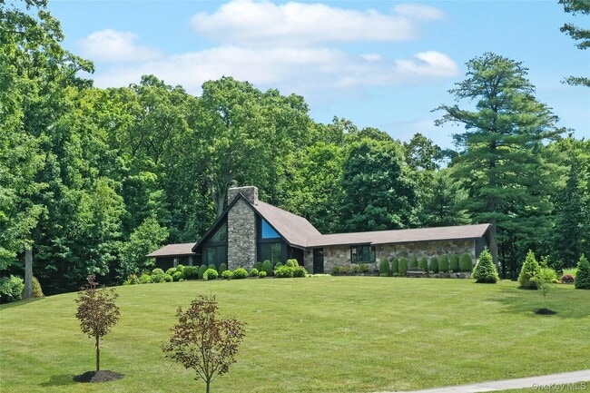 Building Photo - 475 N Riverside Rd
