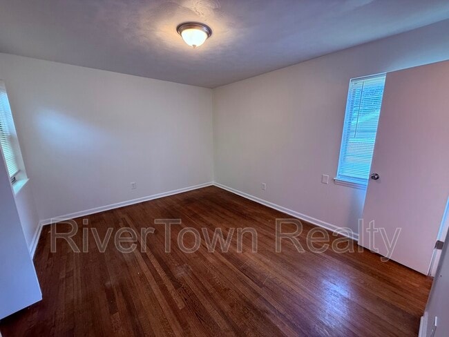 Building Photo - 4867 Haleville Rd