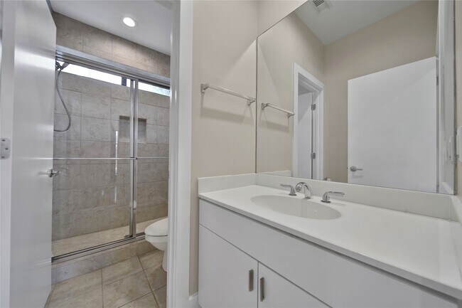 Building Photo - 4205 Eigel St