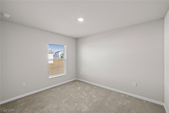 Building Photo - 2911 NW 9th Ave