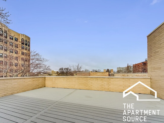Building Photo - 5126 S Kenwood Ave
