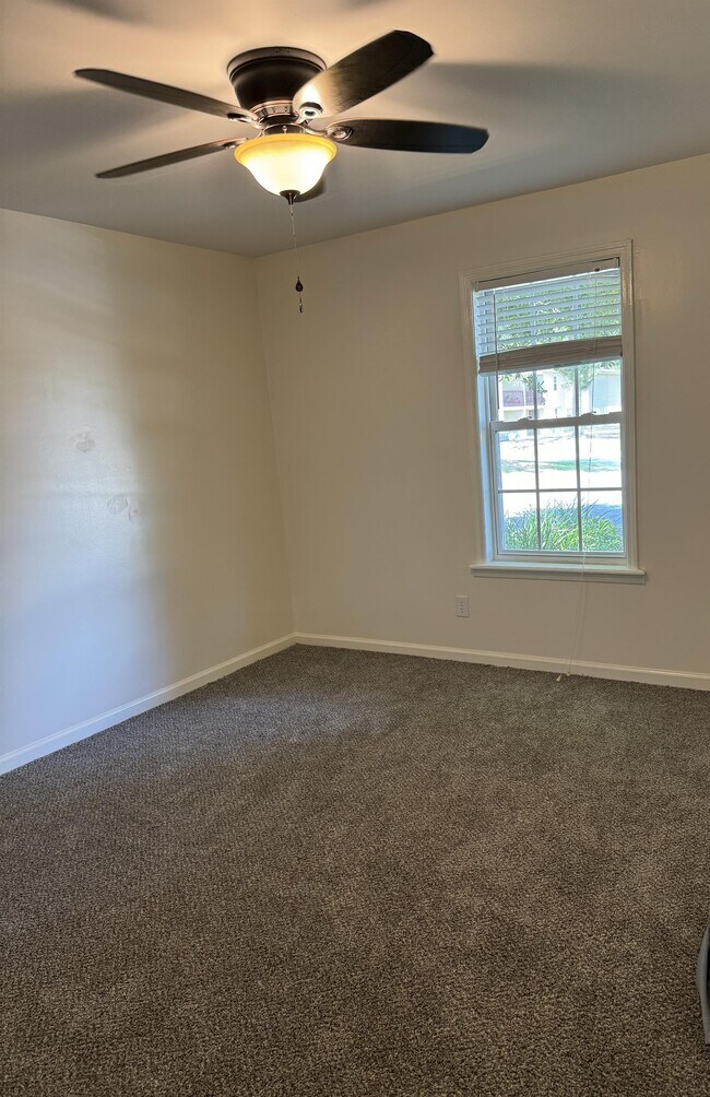 Interior Photo - Cumberland Court