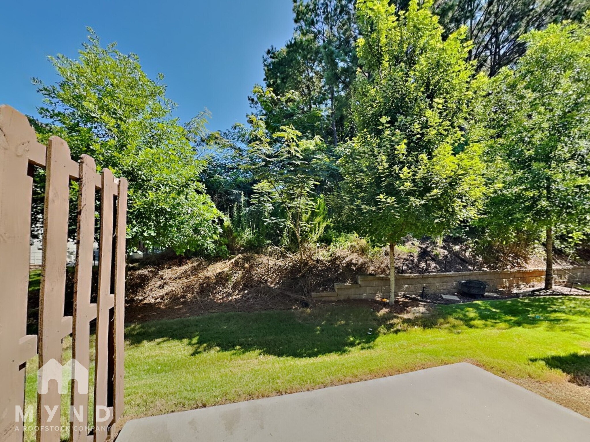 Building Photo - 2909 Ridgeview Dr