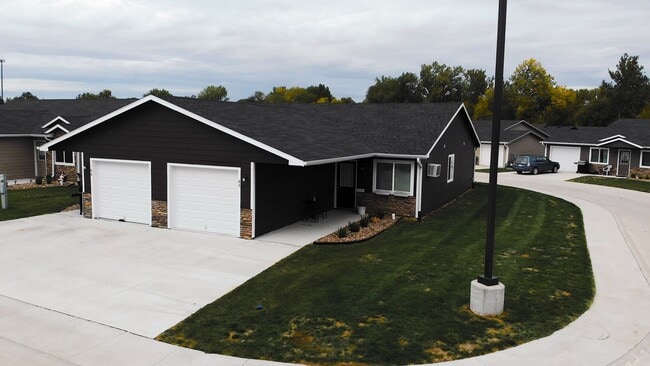 Primary Photo - 3 Bedroom, Single-story Townhomes for rent...