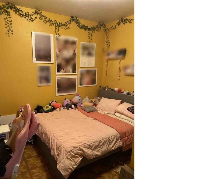 Building Photo - 806 Kennedy Blvd